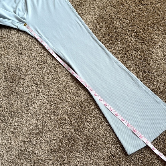 Outdoor Voices Superform Rib Kick Flare Leggings Pants in Jasmine - Picture 9 of 9